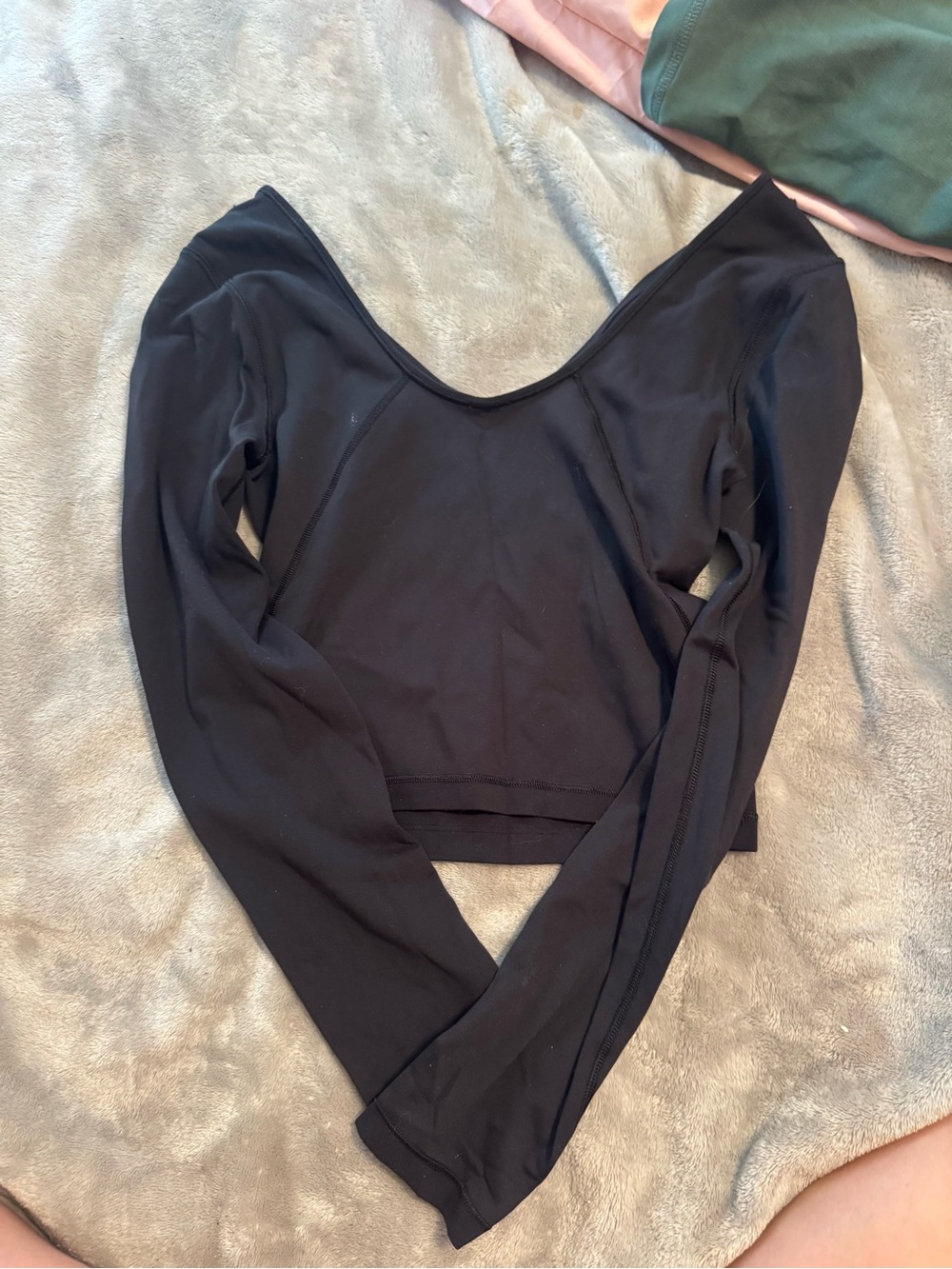 lululemon athletica Black Long-Sleeve Scoop Crop